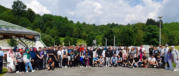 Edukativni izlet u Srebrenicu za učenike iz Pete osnovne škole u Brčkom