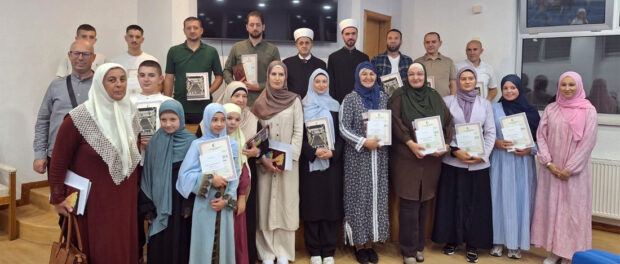 Dodijeljene svjedodžbe i pohvale najuspješnijim polaznicima Škole Kur'ana Medžlisa Islamske zajednice Brčko